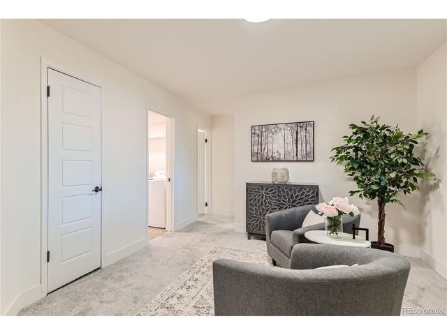 1702 S Naples St, Aurora, CO 80017