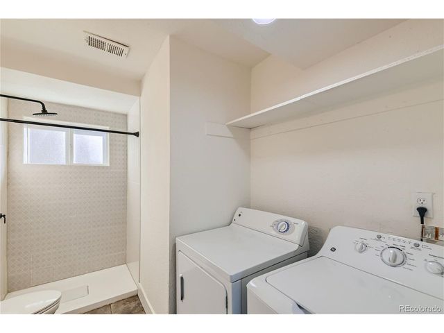 1702 S Naples St, Aurora, CO 80017