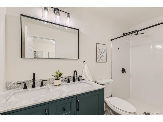 1702 S Naples St, Aurora, CO 80017