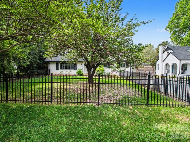 782 Union Street S, Concord, NC 28025