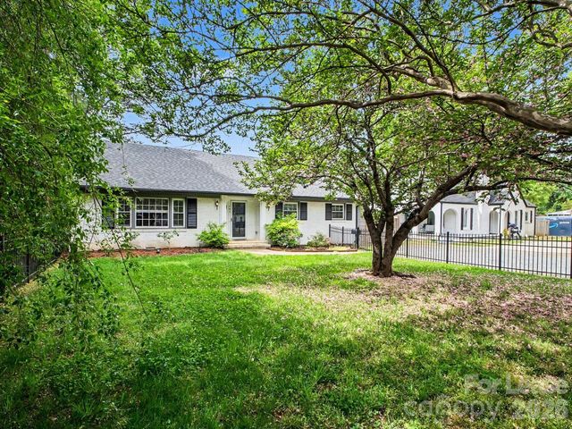 782 Union Street S, Concord, NC 28025