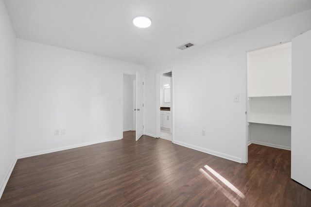 3907 NW 76th Terrace, Hollywood, FL 33024