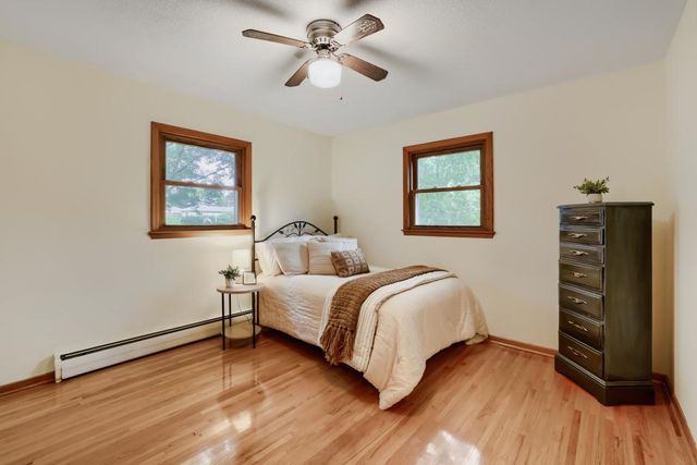 3010 Fairview Avenue N, Roseville, MN 55113