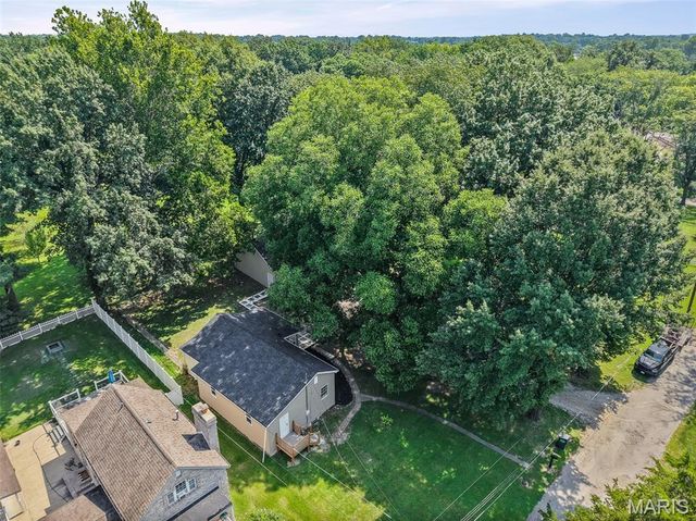 1202 Cart Lane, Belleville, IL 62221