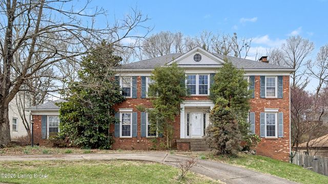 2406 Phoenix Hill Dr, Louisville, KY 40207