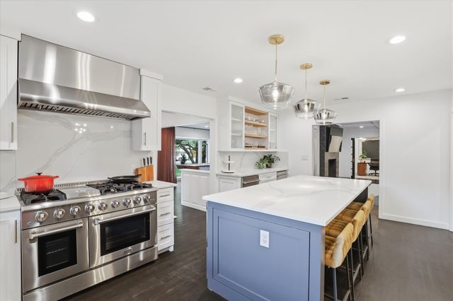 6914 Northaven Road, Dallas, TX 75230