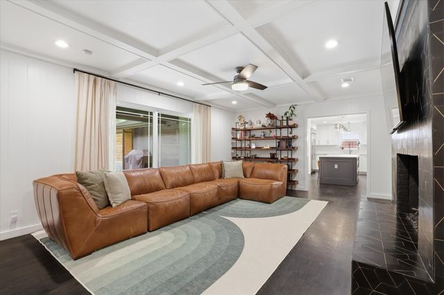 6914 Northaven Road, Dallas, TX 75230