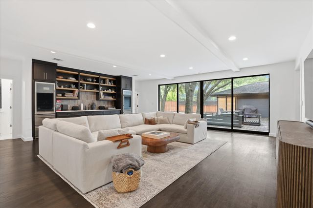 6914 Northaven Road, Dallas, TX 75230
