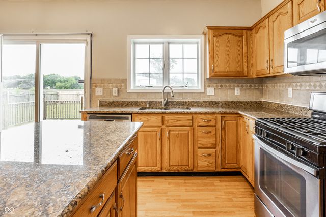 1101 Spanish Lake Drive, Avon, IN 46123