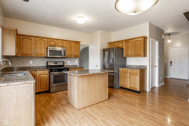 1101 Spanish Lake Drive, Avon, IN 46123