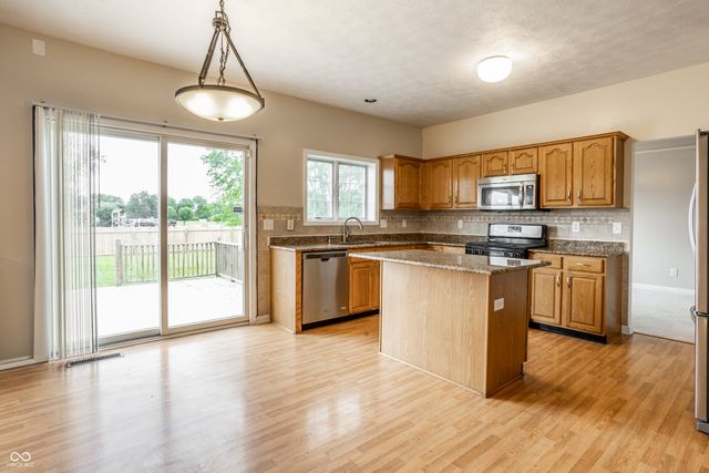 1101 Spanish Lake Drive, Avon, IN 46123