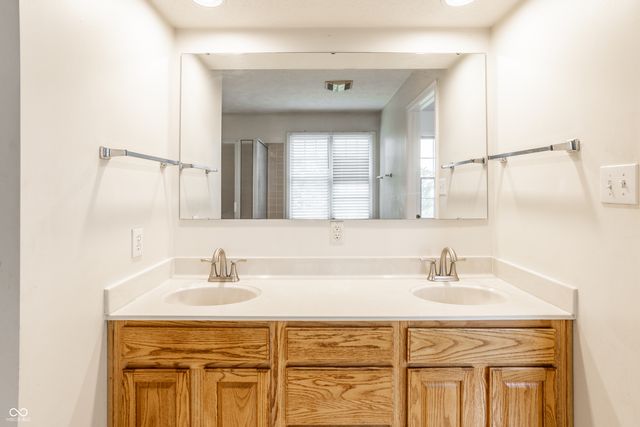 1101 Spanish Lake Drive, Avon, IN 46123