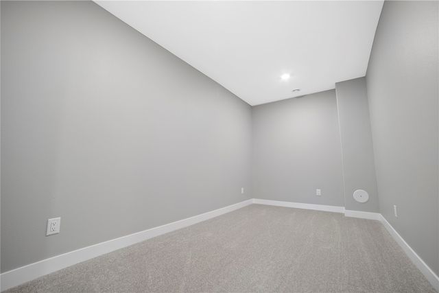 1416 Heartland Street, Fairfax, IA 52228