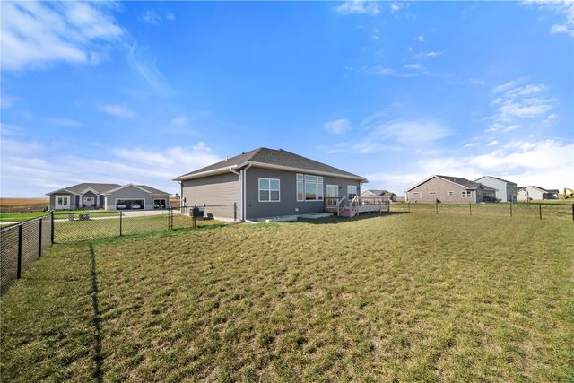 1416 Heartland Street, Fairfax, IA 52228