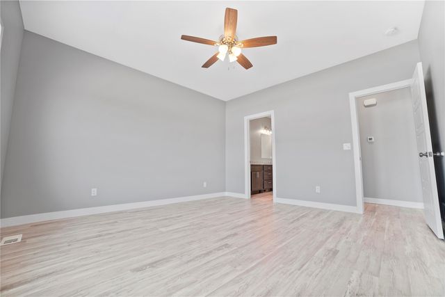 1416 Heartland Street, Fairfax, IA 52228