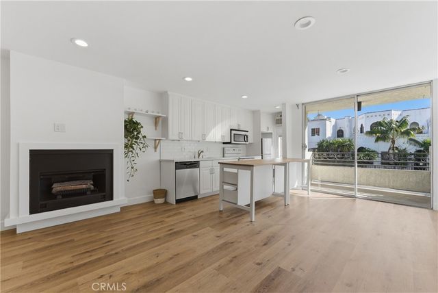 6151 Orange Street 107, Los Angeles, CA 90048
