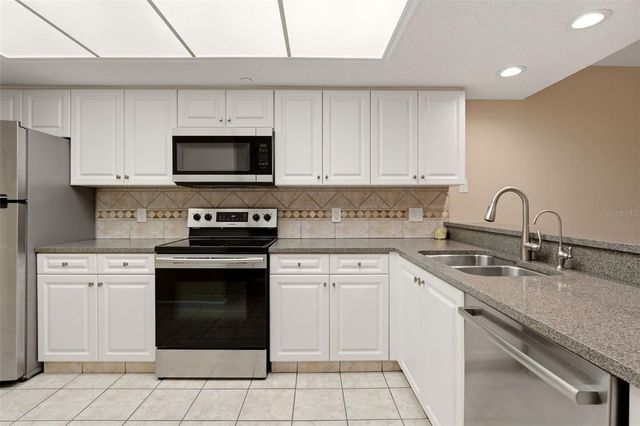 2320 TERRA CEIA BAY BOULEVARD 207, Palmetto, FL 34221