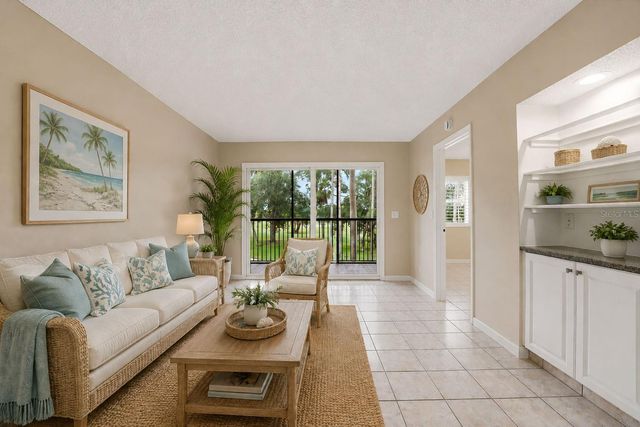 2320 TERRA CEIA BAY BOULEVARD 207, Palmetto, FL 34221