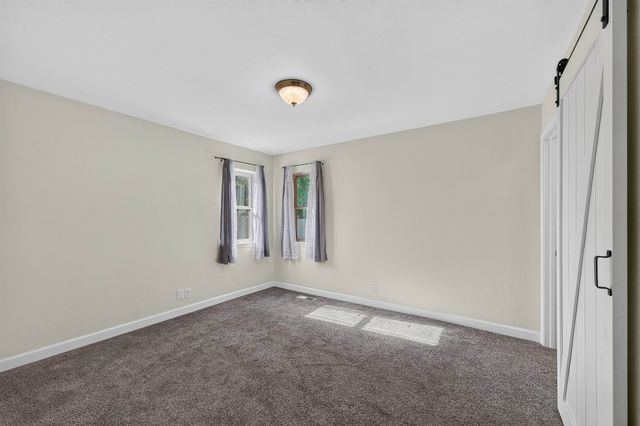 207 E North Point Dr, Derby, KS 67037