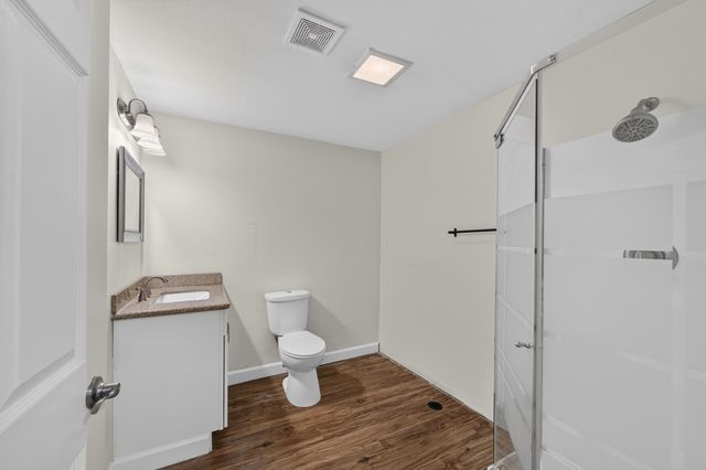 207 E North Point Dr, Derby, KS 67037
