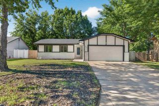 207 E North Point Dr, Derby, KS 67037