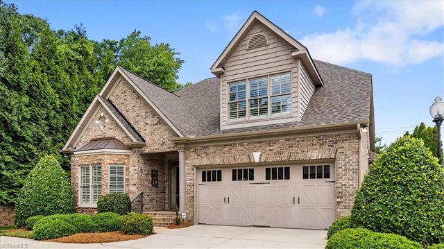 19 Blakeney Place, Greensboro, NC 27408