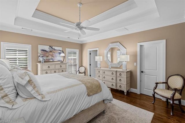 19 Blakeney Place, Greensboro, NC 27408