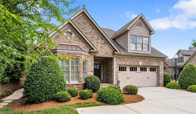 19 Blakeney Place, Greensboro, NC 27408