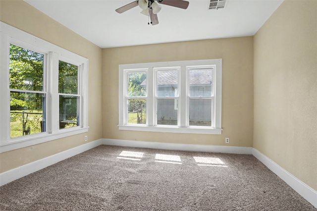 331 Xanthus Avenue, Tulsa, OK 74104