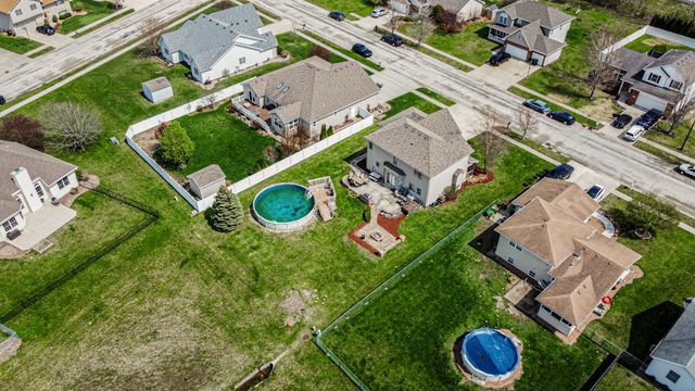 683 Sandburg Drive, Manteno, IL 60950