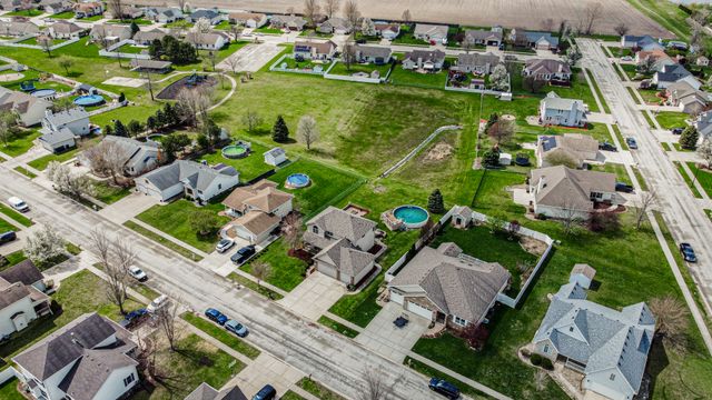 683 Sandburg Drive, Manteno, IL 60950