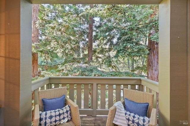 258 Pelican Ln, Novato, CA 94949