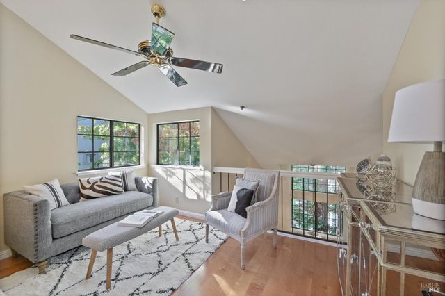 258 Pelican Ln, Novato, CA 94949