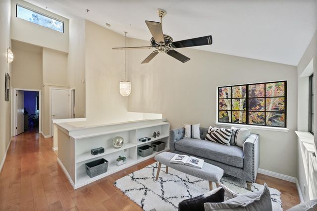 258 Pelican Ln, Novato, CA 94949