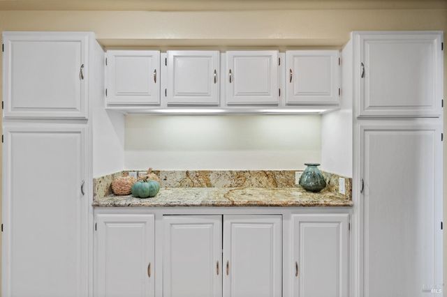 258 Pelican Ln, Novato, CA 94949