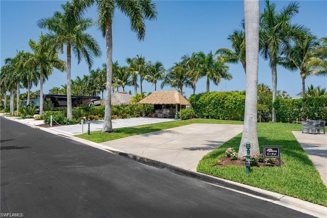 13375 Snook CIR, Naples, FL 34114
