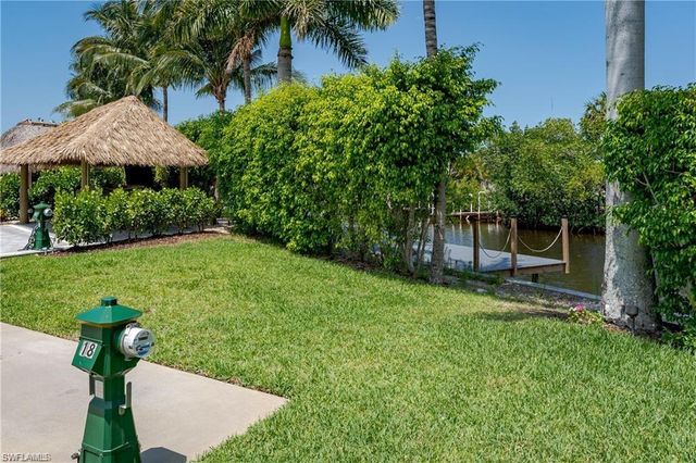 13375 Snook CIR, Naples, FL 34114