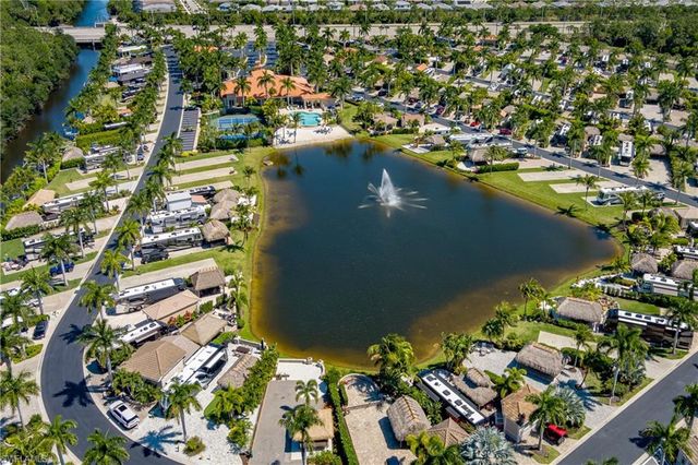13375 Snook CIR, Naples, FL 34114
