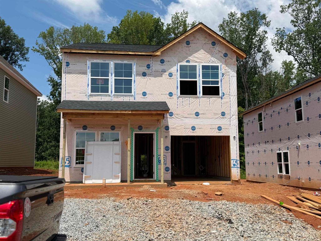 12139 Lansbury Drive, Inman, SC 29349