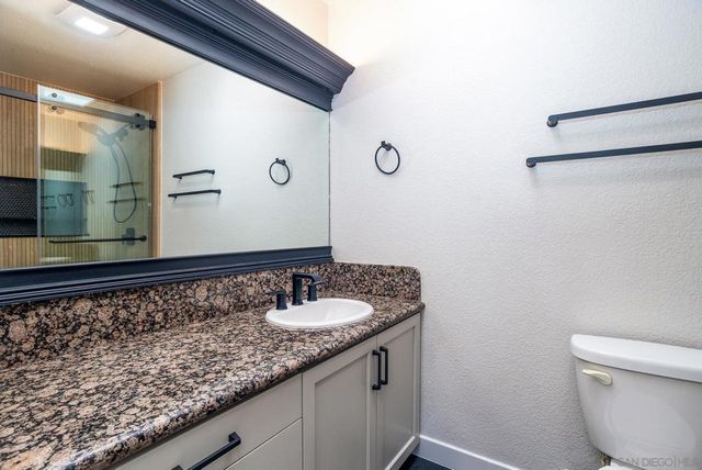 1548 Thomas Ave 6, San Diego, CA 92109