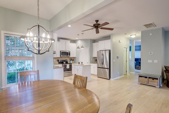9004 Hema Lane, Summerville, SC 29483