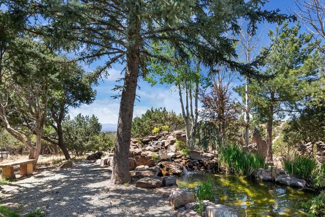 17 Tano West, Santa Fe, NM 87506