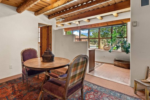 17 Tano West, Santa Fe, NM 87506