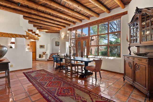 17 Tano West, Santa Fe, NM 87506