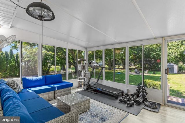 59 CHESTNUT ST, Pennsville, NJ 08070