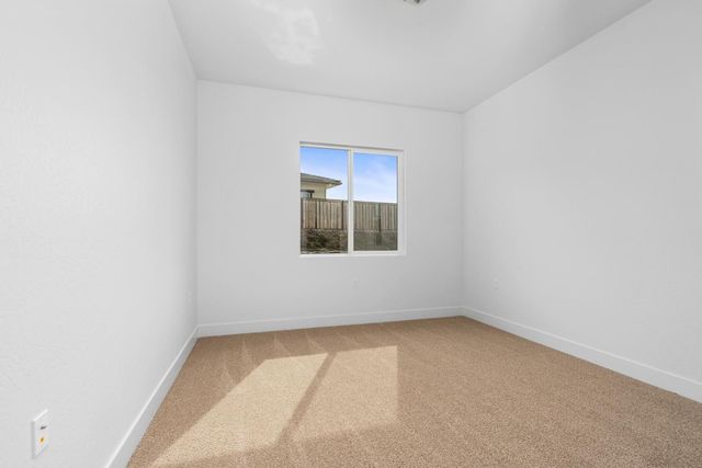 4522 Iron Creek Court, Friant, CA 93626