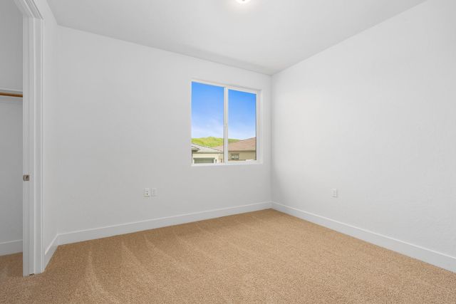 4522 Iron Creek Court, Friant, CA 93626