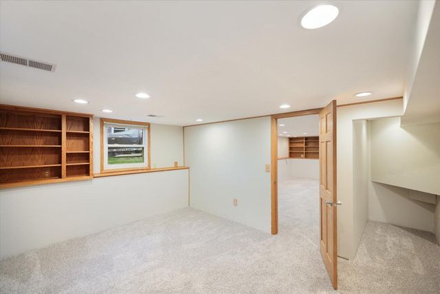 8378 Groveland Road, Mounds View, MN 55112