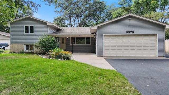 8378 Groveland Road, Mounds View, MN 55112