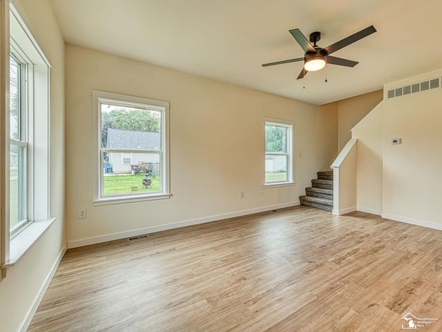 15604 Pine Street, Monroe, MI 48161